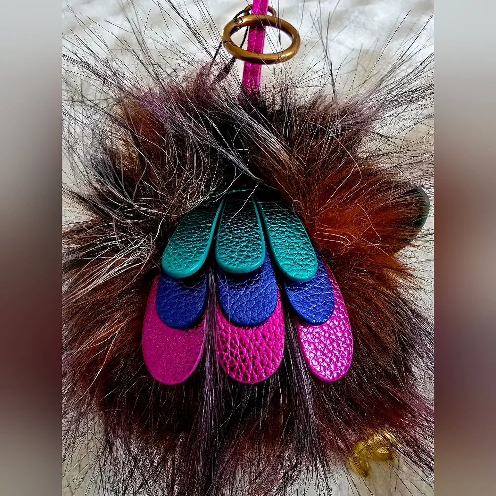 Kurt Geiger Eagle Pom Pom Bag Charm - Picture 3 of 10